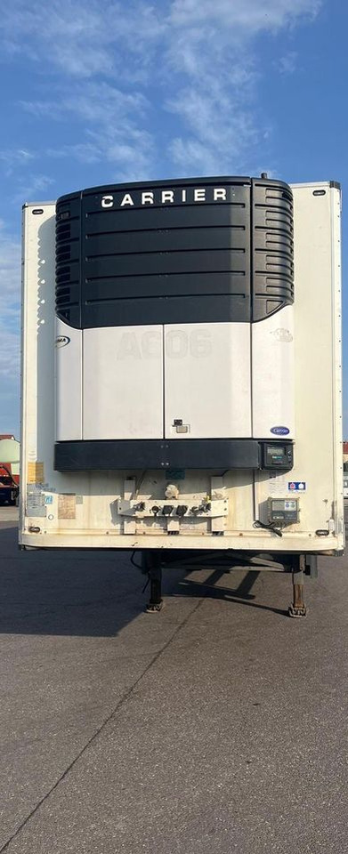 Schmitz Cargobull CARRIER MAXIMA 1300 / WINDA / DOPPEL STOCK / ŚCIANA GRODZIOWA / BELKI / PODNOSZONA OŚ / z Niemiec / TOP STAN 2011/ CARRIER CHŁODNIA CHLODNIA LODÓWKA PODWÓJNY ZAŁADUNEK PIĘTROWA - Félpótkocsi hűtős: 4 kép. Schmitz Cargobull CARRIER MAXIMA 1300 / WINDA / DOPPEL STOCK / ŚCIANA GRODZIOWA / BELKI / PODNOSZONA OŚ / z Niemiec / TOP STAN 2011/ CARRIER CHŁODNIA CHLODNIA LODÓWKA PODWÓJNY ZAŁADUNEK PIĘTROWA - Félpótkocsi hűtős: 4 kép.