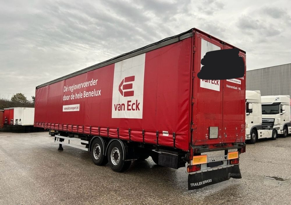 Wielton 2 osiowa NAUKA JAZDY 2 osie SAF z Holandii - Ponyvás félpótkocsi: 1 kép. Wielton 2 osiowa NAUKA JAZDY 2 osie SAF z Holandii - Ponyvás félpótkocsi: 1 kép.