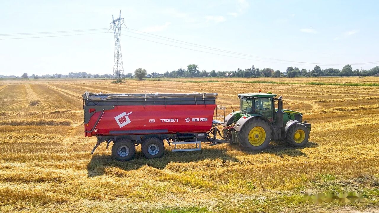 Metal-Fach Przyczepa skorupowa tandem T935/1 – 18t - Mezőgazdasági pótkocsi: 3 kép. Metal-Fach Przyczepa skorupowa tandem T935/1 – 18t - Mezőgazdasági pótkocsi: 3 kép.