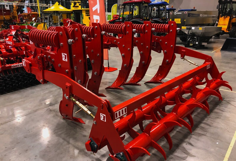 New Batyra Digger Michel - Talajlazító: 5 kép. New Batyra Digger Michel - Talajlazító: 5 kép.