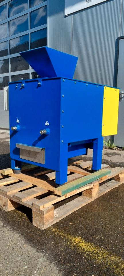 Labor WALZENBRECHER RC 200 - Törőgép: 4 kép. Labor WALZENBRECHER RC 200 - Törőgép: 4 kép.