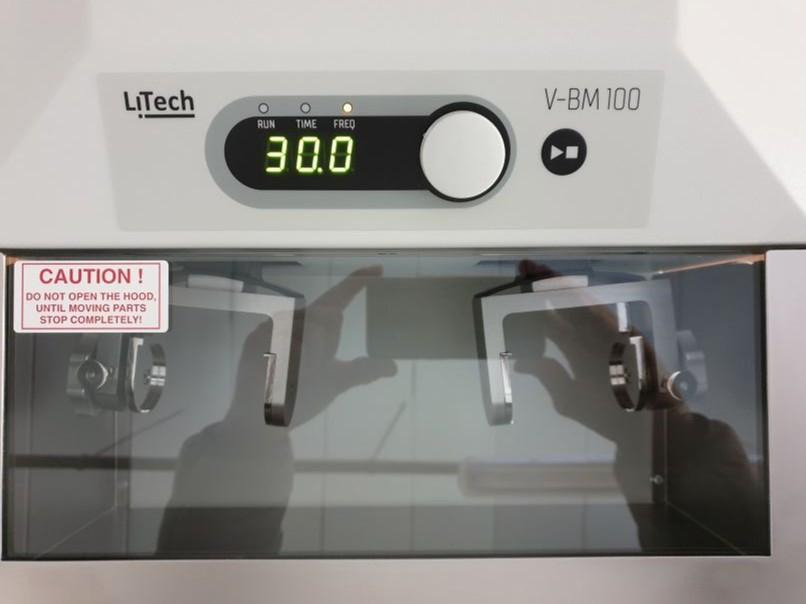 Vibrationskugelmühle V-BM 100 | Kugel-Schwingmühle | Mixer Mill - Törőgép: 2 kép. Vibrationskugelmühle V-BM 100 | Kugel-Schwingmühle | Mixer Mill - Törőgép: 2 kép.