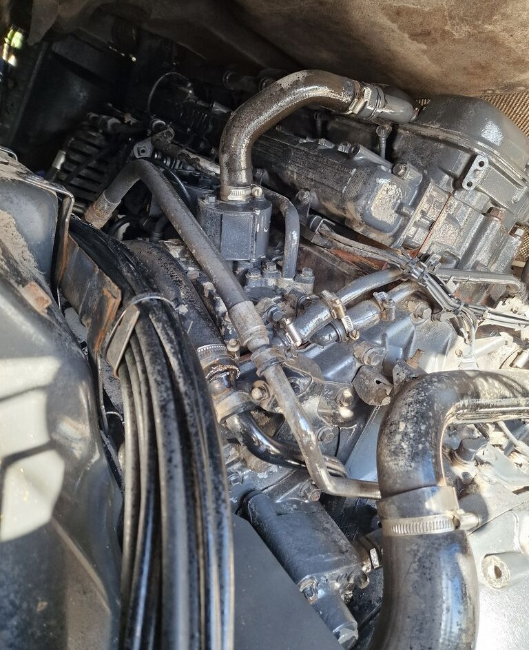 Scania 420 HPI DC1222 EEV Scania DC1222 EEV truck - Motor - Teherautó: 1 kép. Scania 420 HPI DC1222 EEV Scania DC1222 EEV truck - Motor - Teherautó: 1 kép.