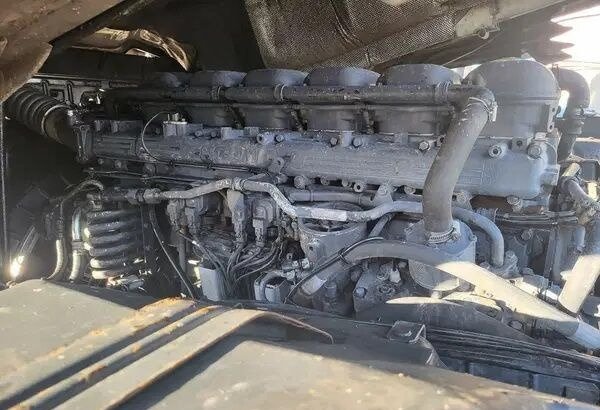 Scania DC1218 - Motor - Teherautó: 5 kép. Scania DC1218 - Motor - Teherautó: 5 kép.