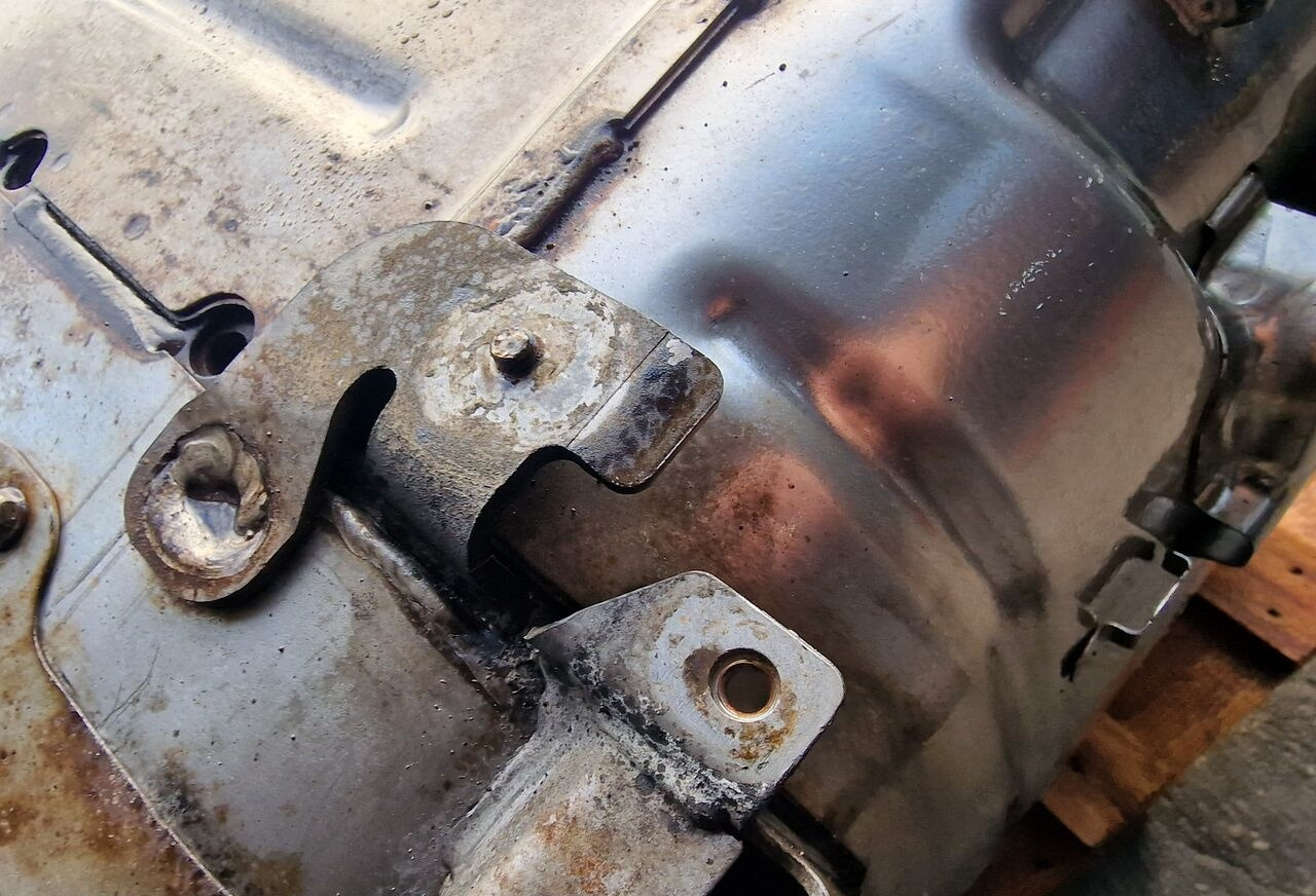 Scania Katalizator DPF R XPI Euro 6 DC13 2164453 2158333 Scania R XPI 410 Euro 6 DC13 2164453 2158333 truck - Hangtompító - Teherautó: 3 kép. Scania Katalizator DPF R XPI Euro 6 DC13 2164453 2158333 Scania R XPI 410 Euro 6 DC13 2164453 2158333 truck - Hangtompító - Teherautó: 3 kép.