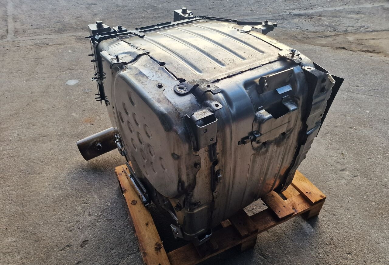 Scania Katalizator DPF R XPI Euro 6 DC13 2164453 2158333 Scania R XPI 410 Euro 6 DC13 2164453 2158333 truck - Hangtompító - Teherautó: 2 kép. Scania Katalizator DPF R XPI Euro 6 DC13 2164453 2158333 Scania R XPI 410 Euro 6 DC13 2164453 2158333 truck - Hangtompító - Teherautó: 2 kép.