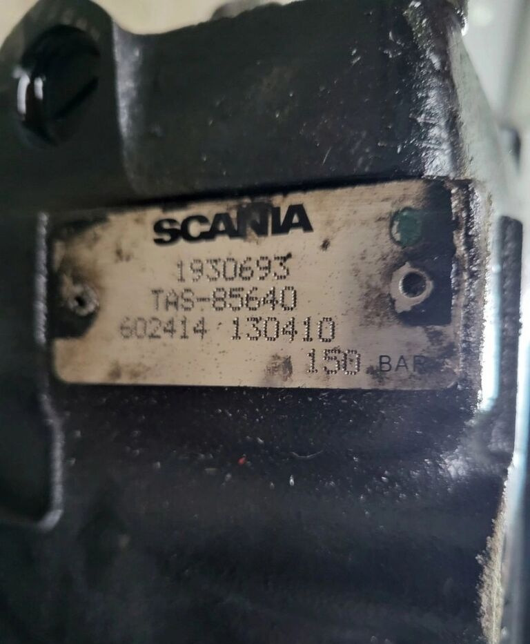 Kormányoszlop - Teherautó Scania R 6x4   Scania R 6x4 truck: 6 kép.