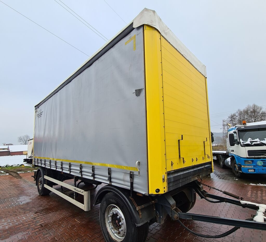 Schmitz Cargobull WIELTON - Ponyvás pótkocsi: 2 kép. Schmitz Cargobull WIELTON - Ponyvás pótkocsi: 2 kép.