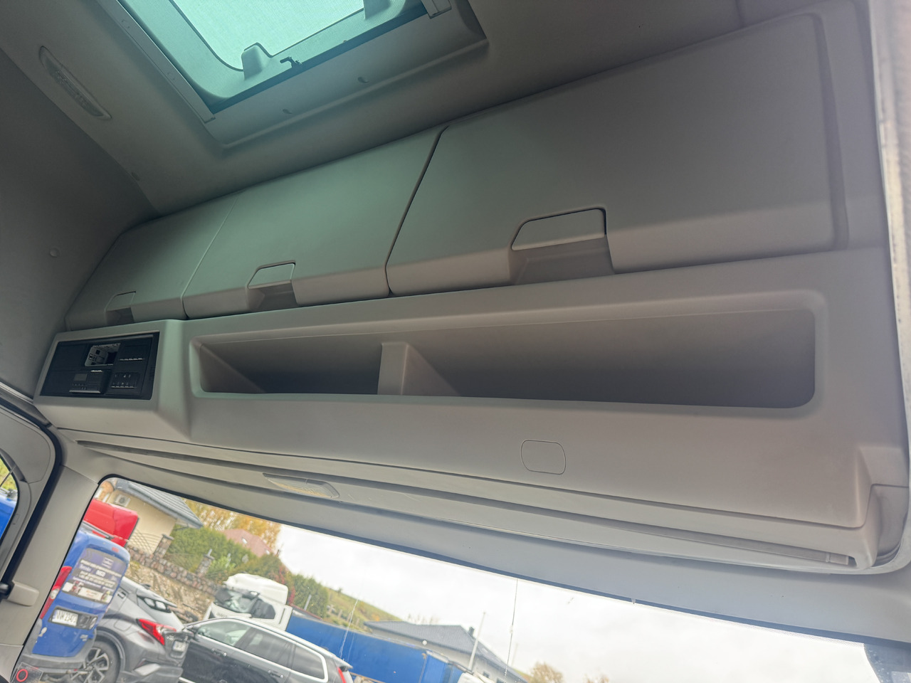 FORD F-Max 500 Trucks - Fülke és belső tér: 3 kép. FORD F-Max 500 Trucks - Fülke és belső tér: 3 kép.