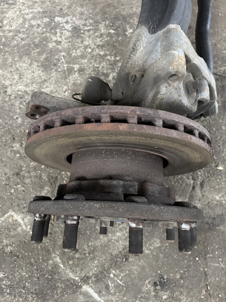 Ford F-Max Cargo - Szabadonfutó agy: 3 kép. Ford F-Max Cargo - Szabadonfutó agy: 3 kép.