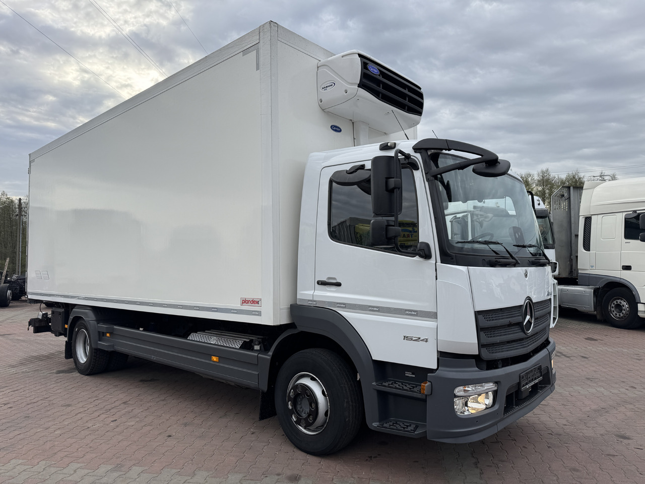 MERCEDES-BENZ ATEGO 1524 EURO 6 - Hűtős teherautó: 5 kép. MERCEDES-BENZ ATEGO 1524 EURO 6 - Hűtős teherautó: 5 kép.