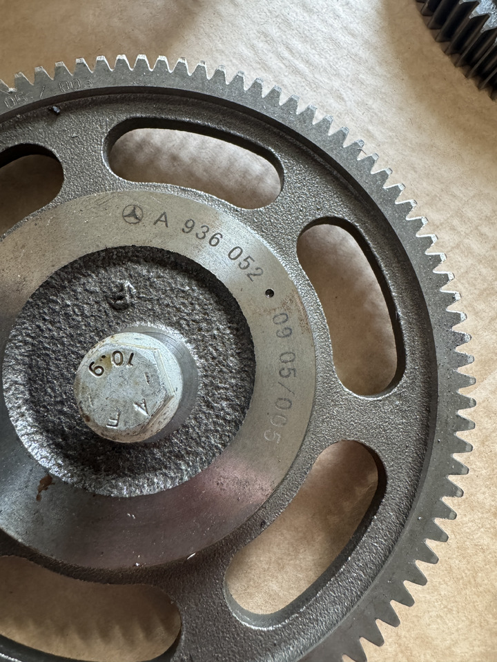 Mercedes-Benz Atego III E6 OM934LA Mercedes-Benz Atego III E6 - Vezérműtengely - Teherautó: 5 kép. Mercedes-Benz Atego III E6 OM934LA Mercedes-Benz Atego III E6 - Vezérműtengely - Teherautó: 5 kép.