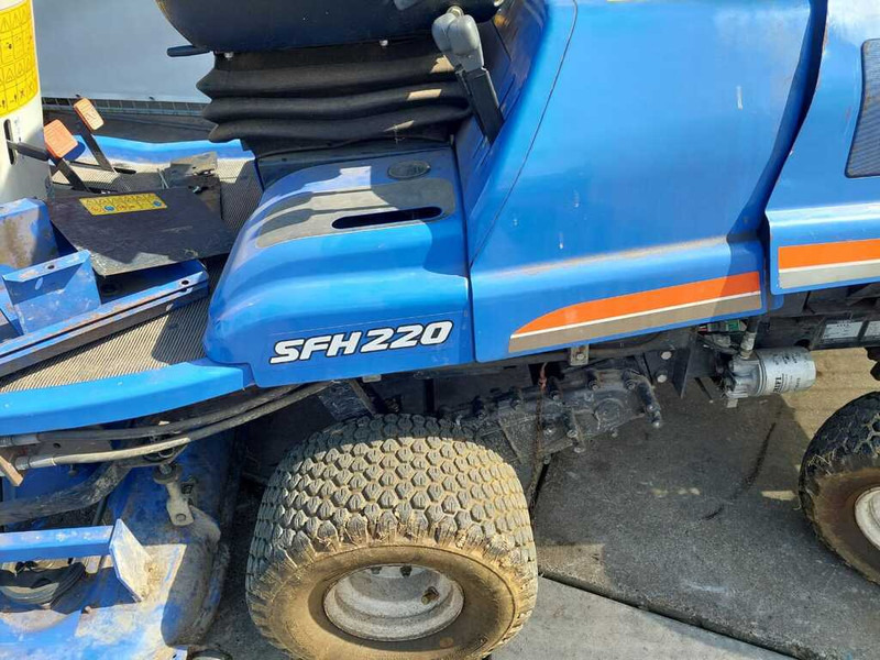 Iseki SFH 220 - Kerti fűkasza: 3 kép. Iseki SFH 220 - Kerti fűkasza: 3 kép.