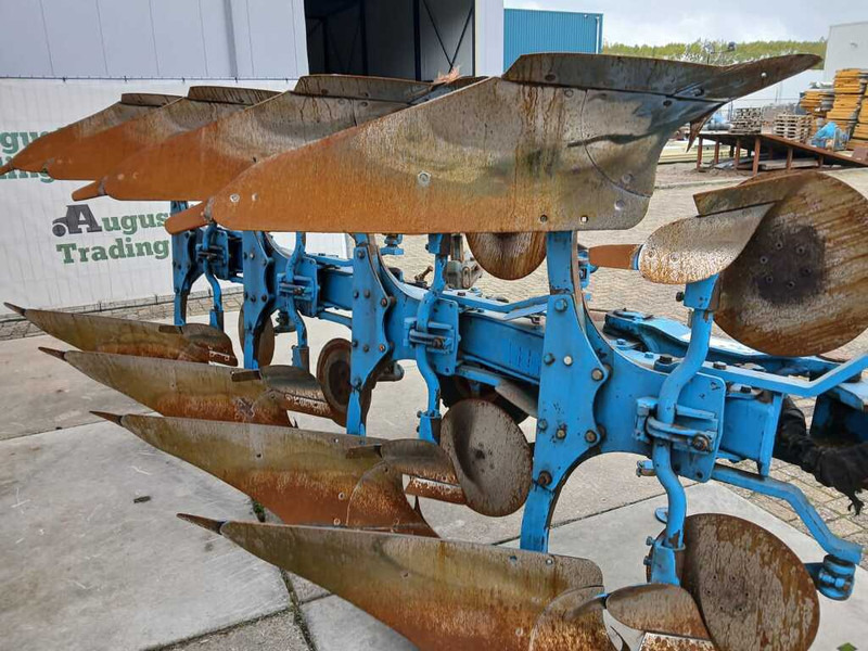 Lemken Vari Opal 7-160 - Eke: 4 kép. Lemken Vari Opal 7-160 - Eke: 4 kép.