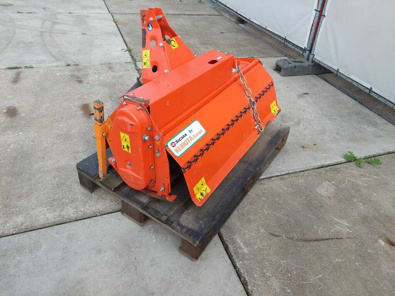 Sicma SA 105 - Talajművelő gep: 2 kép. Sicma SA 105 - Talajművelő gep: 2 kép.