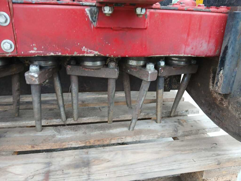 Tecma M 100 - Vetőgép: 3 kép. Tecma M 100 - Vetőgép: 3 kép.