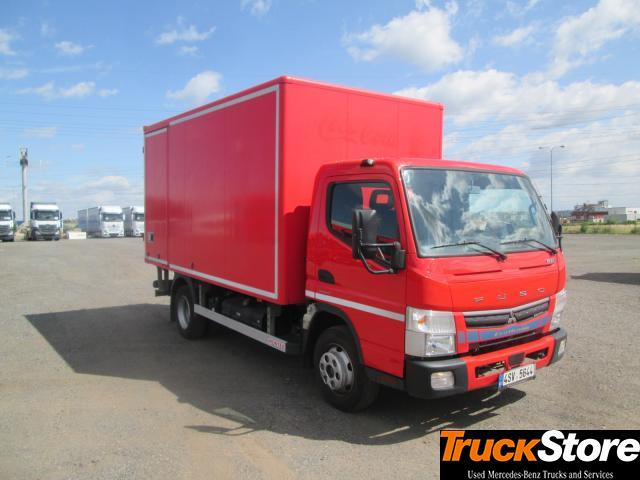 FUSO 7C15 - Dobozos kisteherautó: 3 kép. FUSO 7C15 - Dobozos kisteherautó: 3 kép.