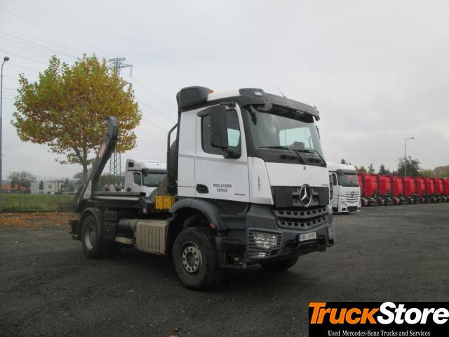 Mercedes-Benz Arocs 1845 LK - Konténerszállító: 5 kép. Mercedes-Benz Arocs 1845 LK - Konténerszállító: 5 kép.