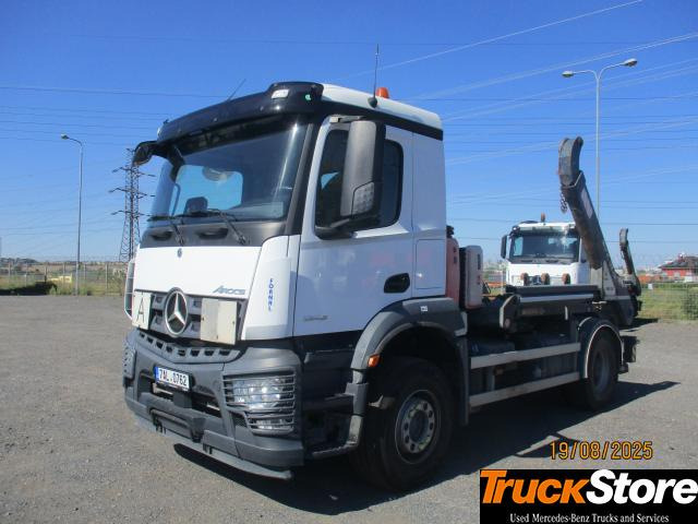 Mercedes-Benz Arocs 1846 LK - Konténerszállító: 1 kép. Mercedes-Benz Arocs 1846 LK - Konténerszállító: 1 kép.