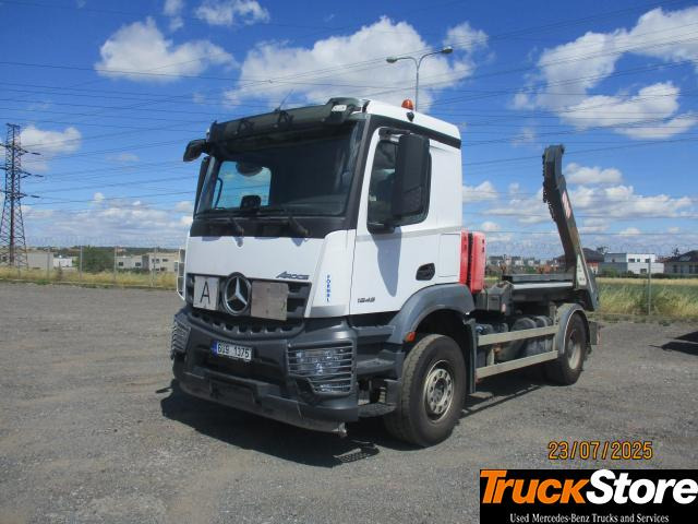 Mercedes-Benz Arocs 1846 LK - Konténerszállító: 1 kép. Mercedes-Benz Arocs 1846 LK - Konténerszállító: 1 kép.