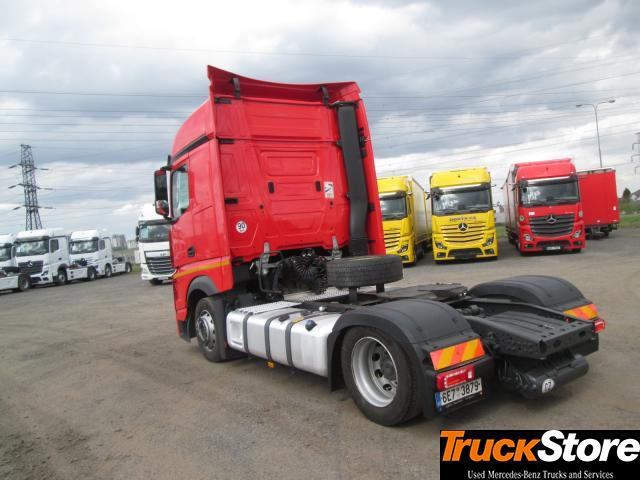Mercedes-Benz Actros 1845 LS nRL - Nyergesvontató: 2 kép. Mercedes-Benz Actros 1845 LS nRL - Nyergesvontató: 2 kép.