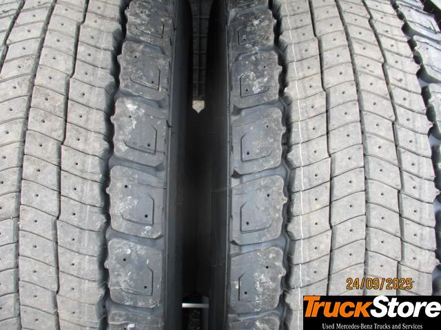 Mercedes-Benz Actros 1848 LS - Nyergesvontató: 5 kép. Mercedes-Benz Actros 1848 LS - Nyergesvontató: 5 kép.