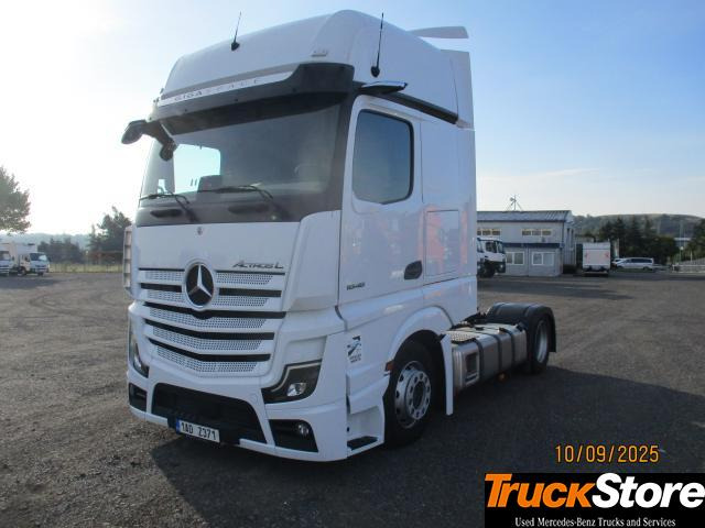 Mercedes-Benz Actros 1848 LS nRL - Nyergesvontató: 1 kép. Mercedes-Benz Actros 1848 LS nRL - Nyergesvontató: 1 kép.