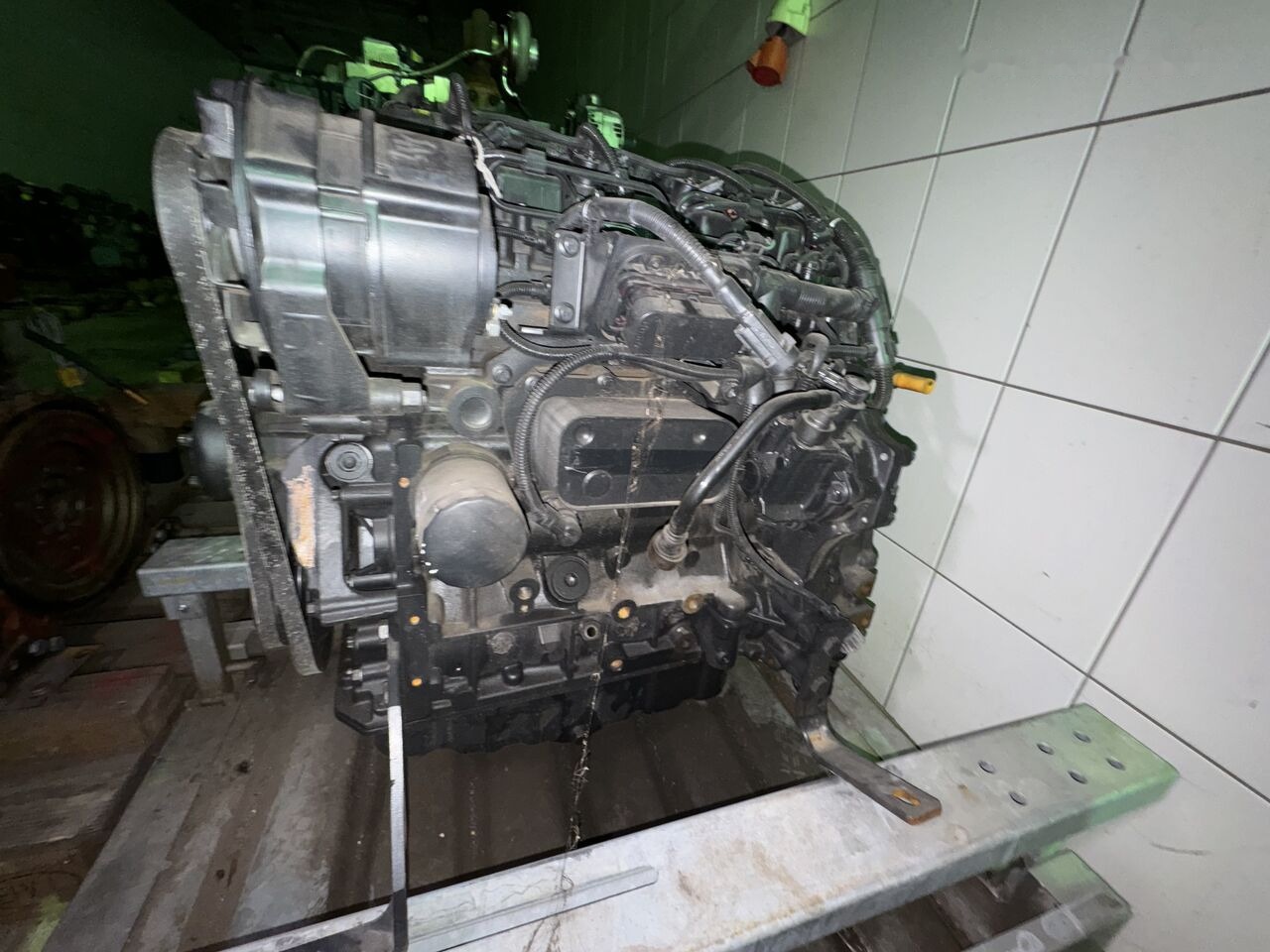 Deutz TCD 2.9 L4 Deutz 2.9 TCD L4 - Motor - Kotrógép: 4 kép. Deutz TCD 2.9 L4 Deutz 2.9 TCD L4 - Motor - Kotrógép: 4 kép.