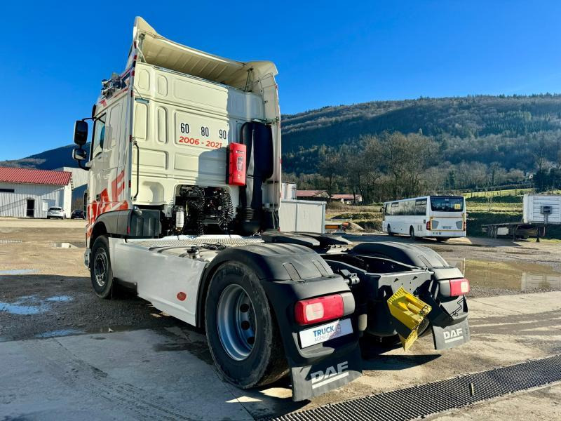 Nyergesvontató DAF XF 480: 6 kép.