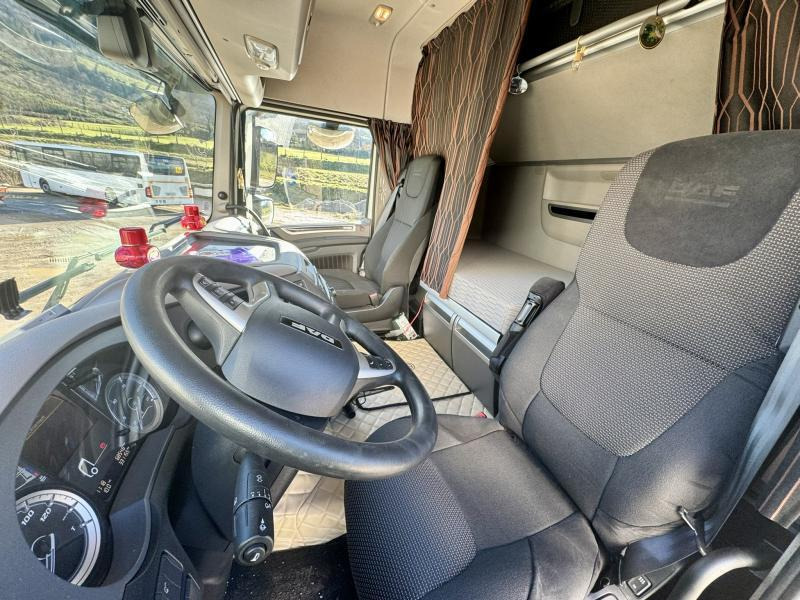 Nyergesvontató DAF XF 480: 7 kép.
