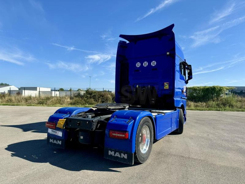 MAN TGX 18.510 - Nyergesvontató: 5 kép. MAN TGX 18.510 - Nyergesvontató: 5 kép.