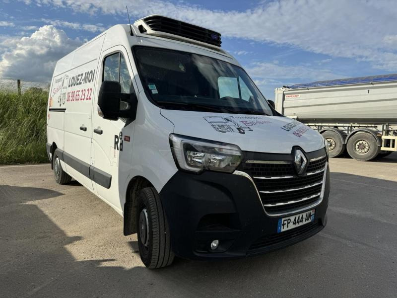Renault Master - Hűtős kisteherautó: 2 kép. Renault Master - Hűtős kisteherautó: 2 kép.