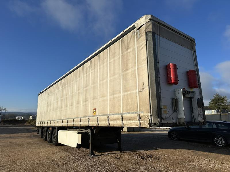 Schmitz Cargobull - Ponyvás félpótkocsi: 1 kép. Schmitz Cargobull - Ponyvás félpótkocsi: 1 kép.