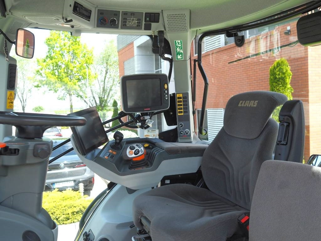 Claas Axion 800 CEBIS, GPS - RTK NET - Traktor: 5 kép. Claas Axion 800 CEBIS, GPS - RTK NET - Traktor: 5 kép.