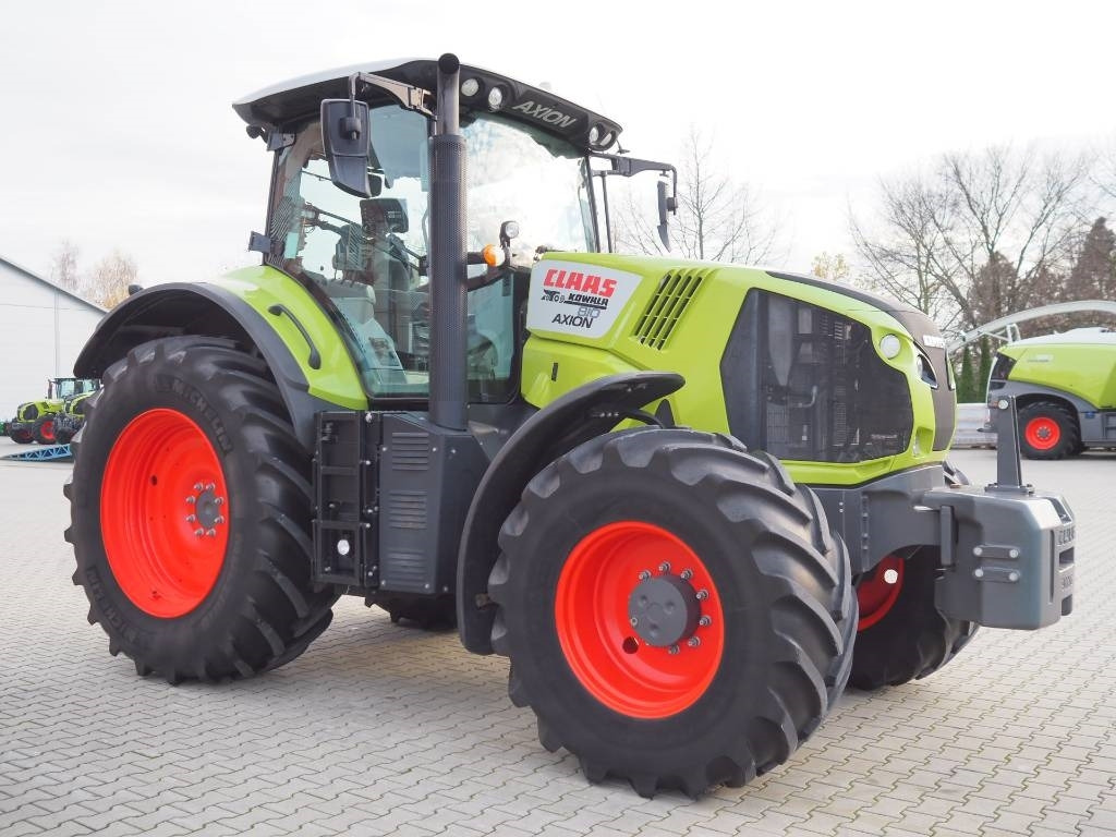 Claas Axion 810 CIS, GPS - RTK - Traktor: 4 kép. Claas Axion 810 CIS, GPS - RTK - Traktor: 4 kép.