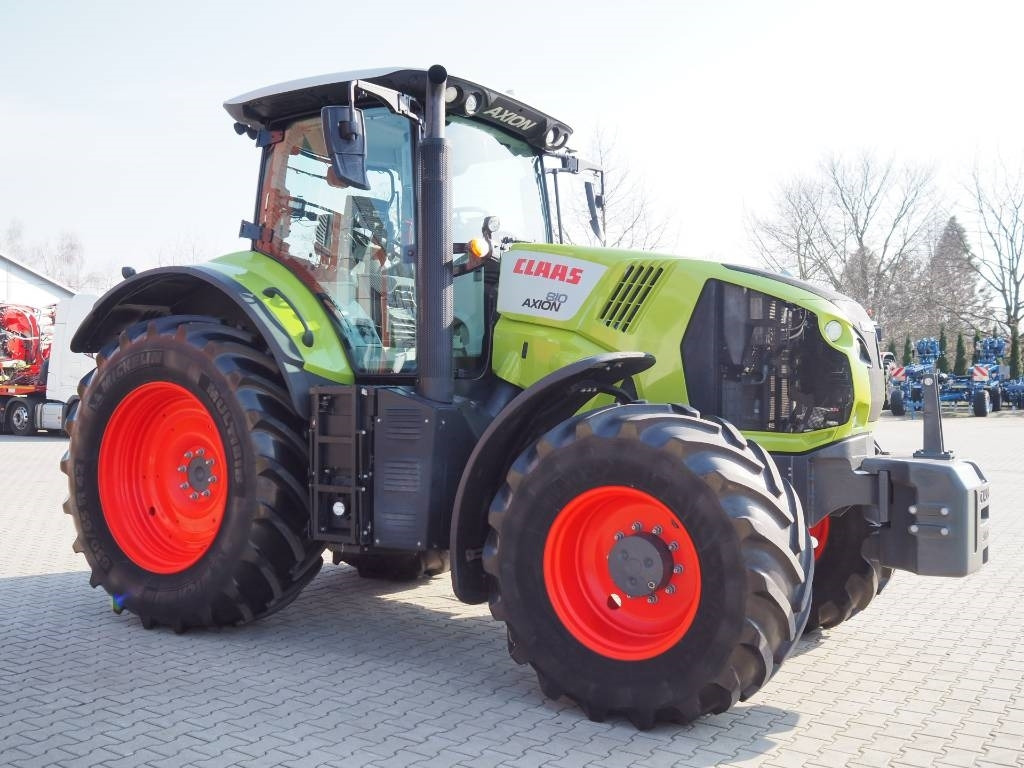 Claas Axion 810 CIS, GPS - RTK - Traktor: 4 kép. Claas Axion 810 CIS, GPS - RTK - Traktor: 4 kép.