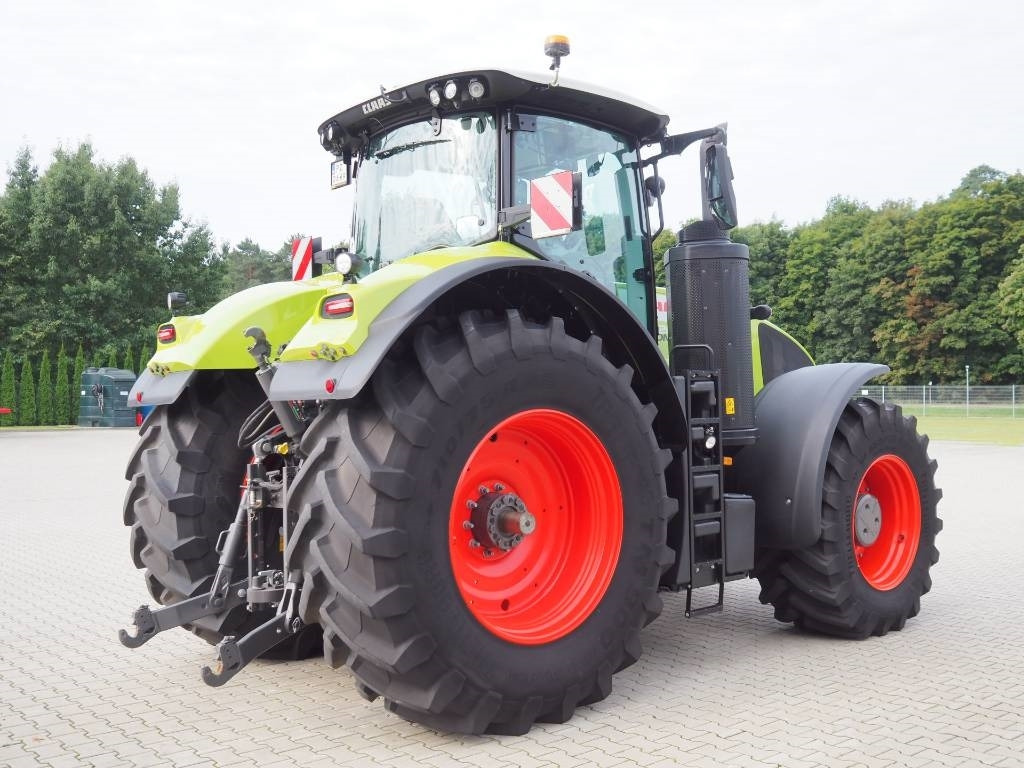 Claas Axion 920 CMATIC, GPS, CEMIS 1200, PTO - Traktor: 3 kép. Claas Axion 920 CMATIC, GPS, CEMIS 1200, PTO - Traktor: 3 kép.