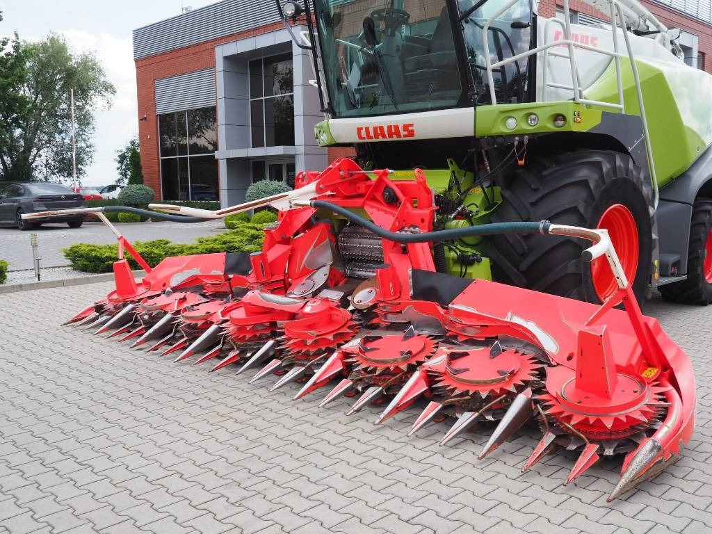 Claas Jaguar 870 + Kemper 360 Plus - Önjáró szecskázógép: 5 kép. Claas Jaguar 870 + Kemper 360 Plus - Önjáró szecskázógép: 5 kép.