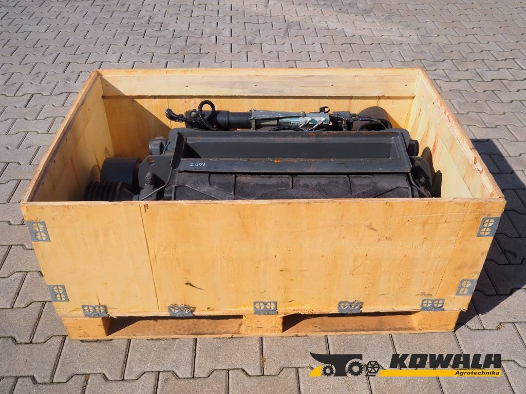 Claas Jaguar - Intensiv Cracker 100/100 - Takarmánybetakarító gép: 1 kép. Claas Jaguar - Intensiv Cracker 100/100 - Takarmánybetakarító gép: 1 kép.