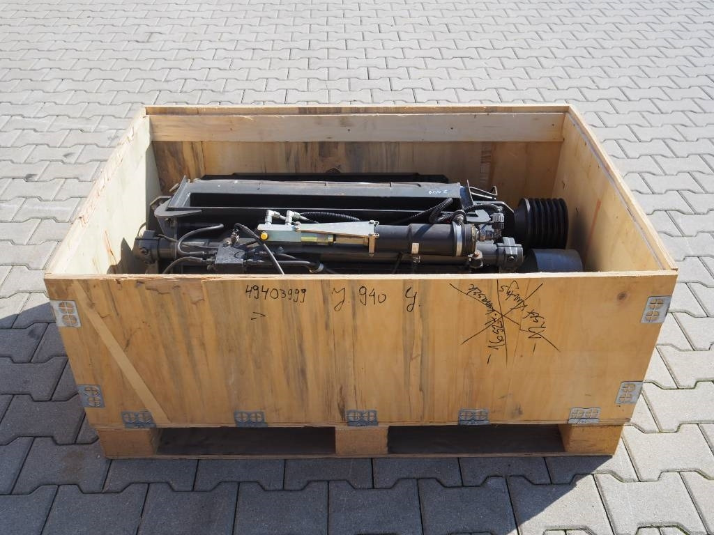 Claas Jaguar - Intensiv Cracker 100/100 - Takarmánybetakarító gép: 3 kép. Claas Jaguar - Intensiv Cracker 100/100 - Takarmánybetakarító gép: 3 kép.