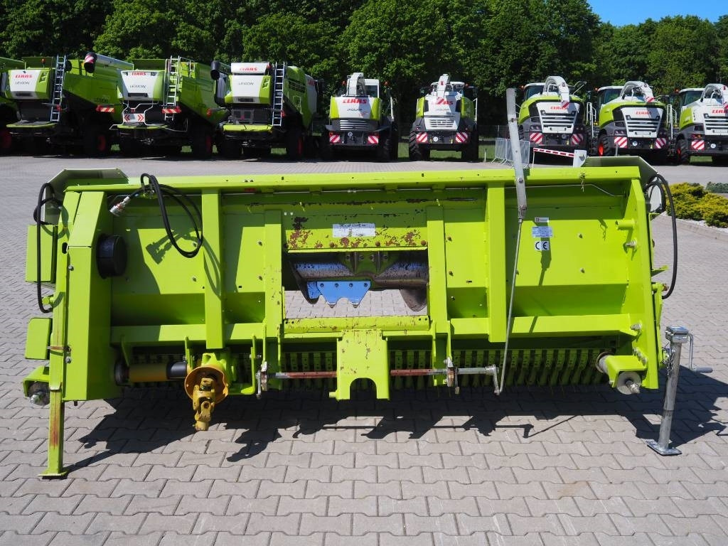 Claas PICK UP 300 HD - Önjáró szecskázógép: 4 kép. Claas PICK UP 300 HD - Önjáró szecskázógép: 4 kép.
