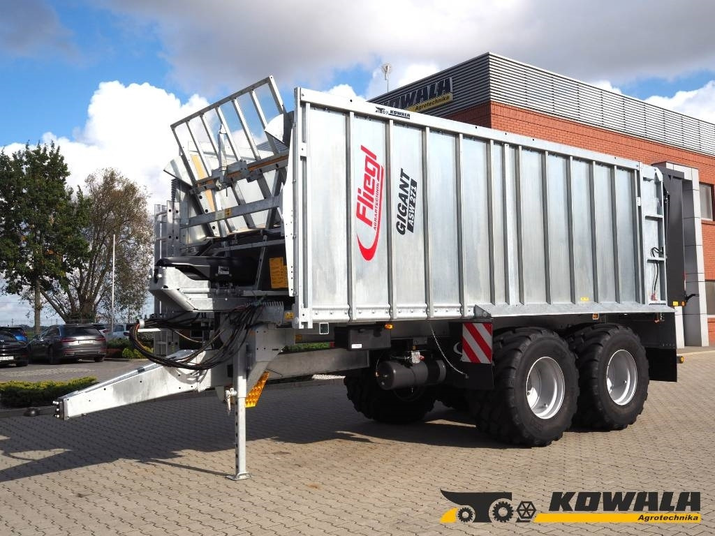 Fliegl ASW 271 GIGANT - Mezőgazdasági pótkocsi: 1 kép. Fliegl ASW 271 GIGANT - Mezőgazdasági pótkocsi: 1 kép.