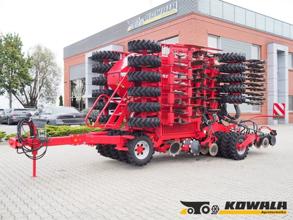Horsch Pronto 6 DC PPF - Kombinált vetőgép: 1 kép. Horsch Pronto 6 DC PPF - Kombinált vetőgép: 1 kép.