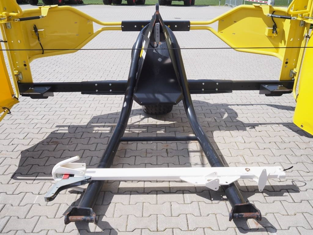 Kemper 300F - transport wheel  - Betakarítógép tartozék: 5 kép. Kemper 300F - transport wheel  - Betakarítógép tartozék: 5 kép.