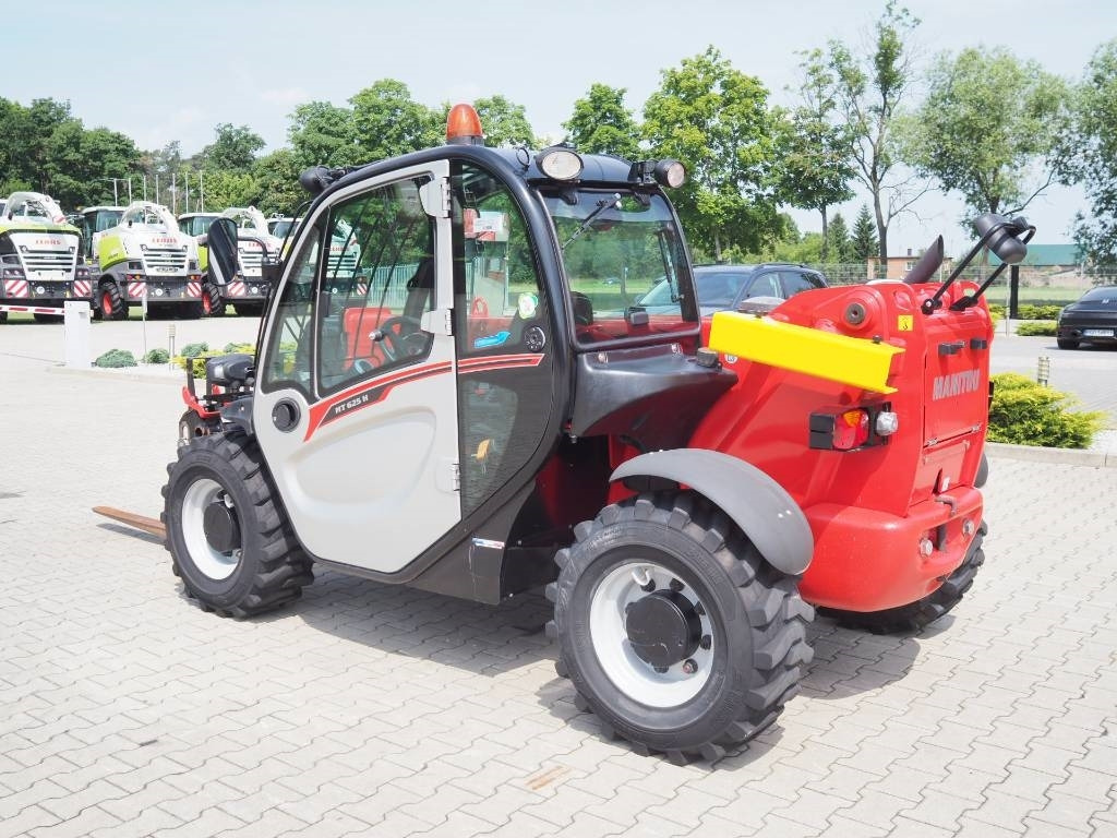 Manitou MT 625 H - Teleszkópos rakodó: 2 kép. Manitou MT 625 H - Teleszkópos rakodó: 2 kép.