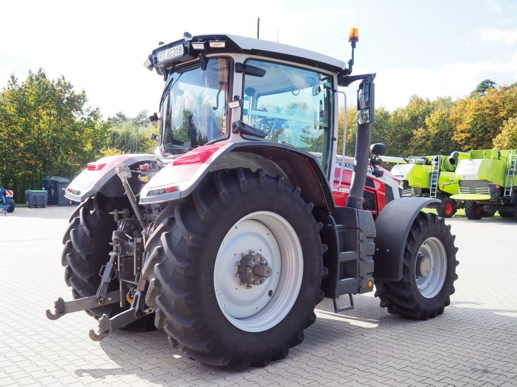 Massey Ferguson 8S.225 Dyna-7, GPS - Traktor: 3 kép. Massey Ferguson 8S.225 Dyna-7, GPS - Traktor: 3 kép.