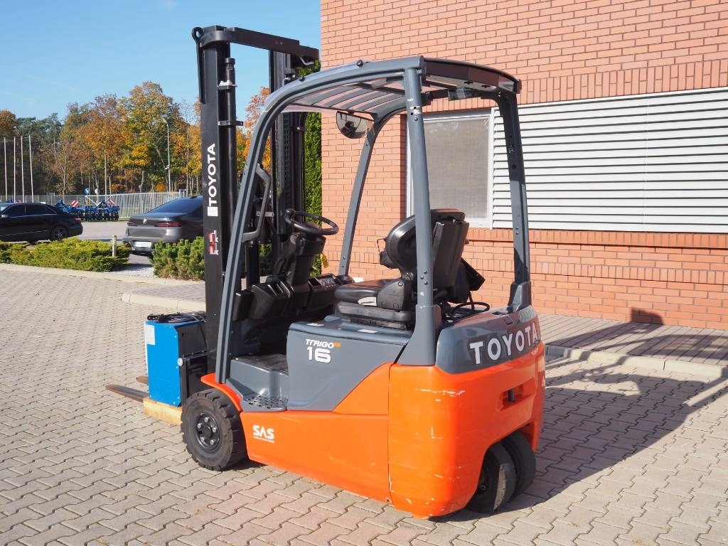 Toyota 8FBEK16T TRAIGO 48 - Elektromos targonca: 2 kép. Toyota 8FBEK16T TRAIGO 48 - Elektromos targonca: 2 kép.