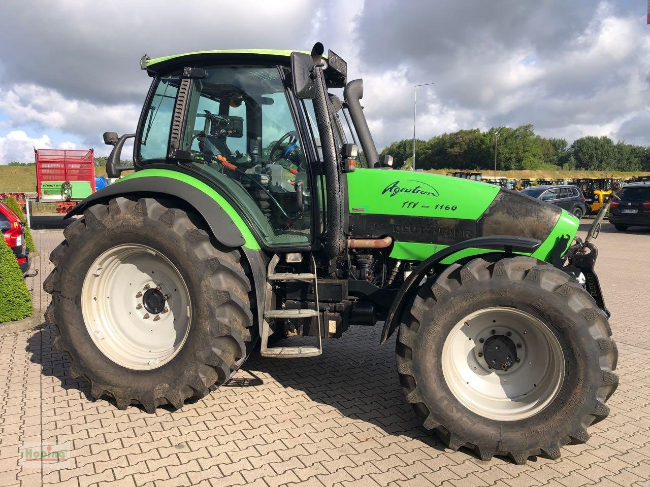 Deutz-Fahr 1160 TTV - Traktor: 4 kép. Deutz-Fahr 1160 TTV - Traktor: 4 kép.