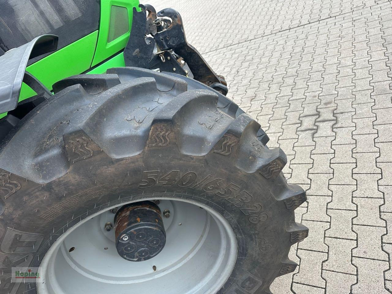 Deutz-Fahr 6160 Agrotron - Traktor: 5 kép. Deutz-Fahr 6160 Agrotron - Traktor: 5 kép.
