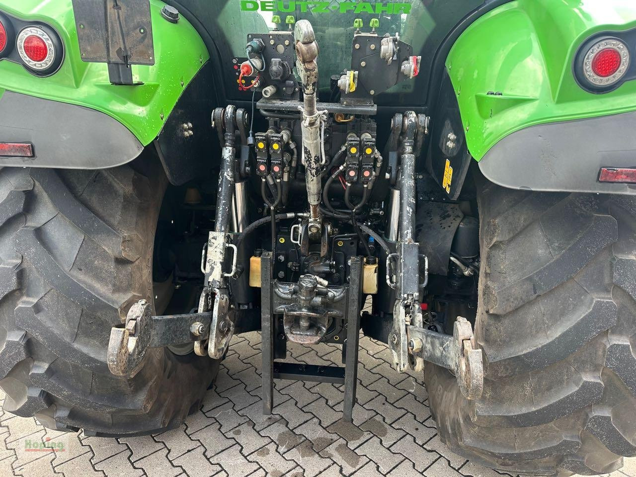 Deutz-Fahr 6160 Agrotron lízing Deutz-Fahr 6160 Agrotron: 10 kép.
